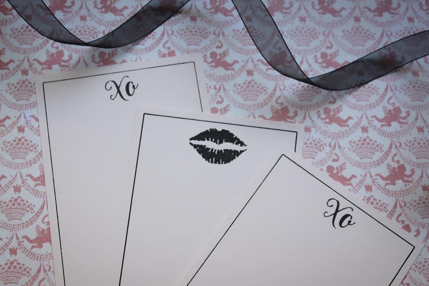 The Xs & Os - MINI Stationery Set