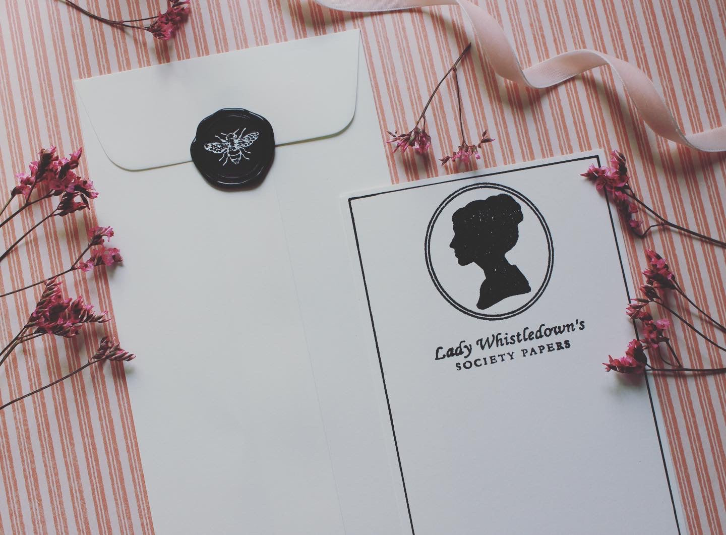 The Scandal Papers - Stationery Set